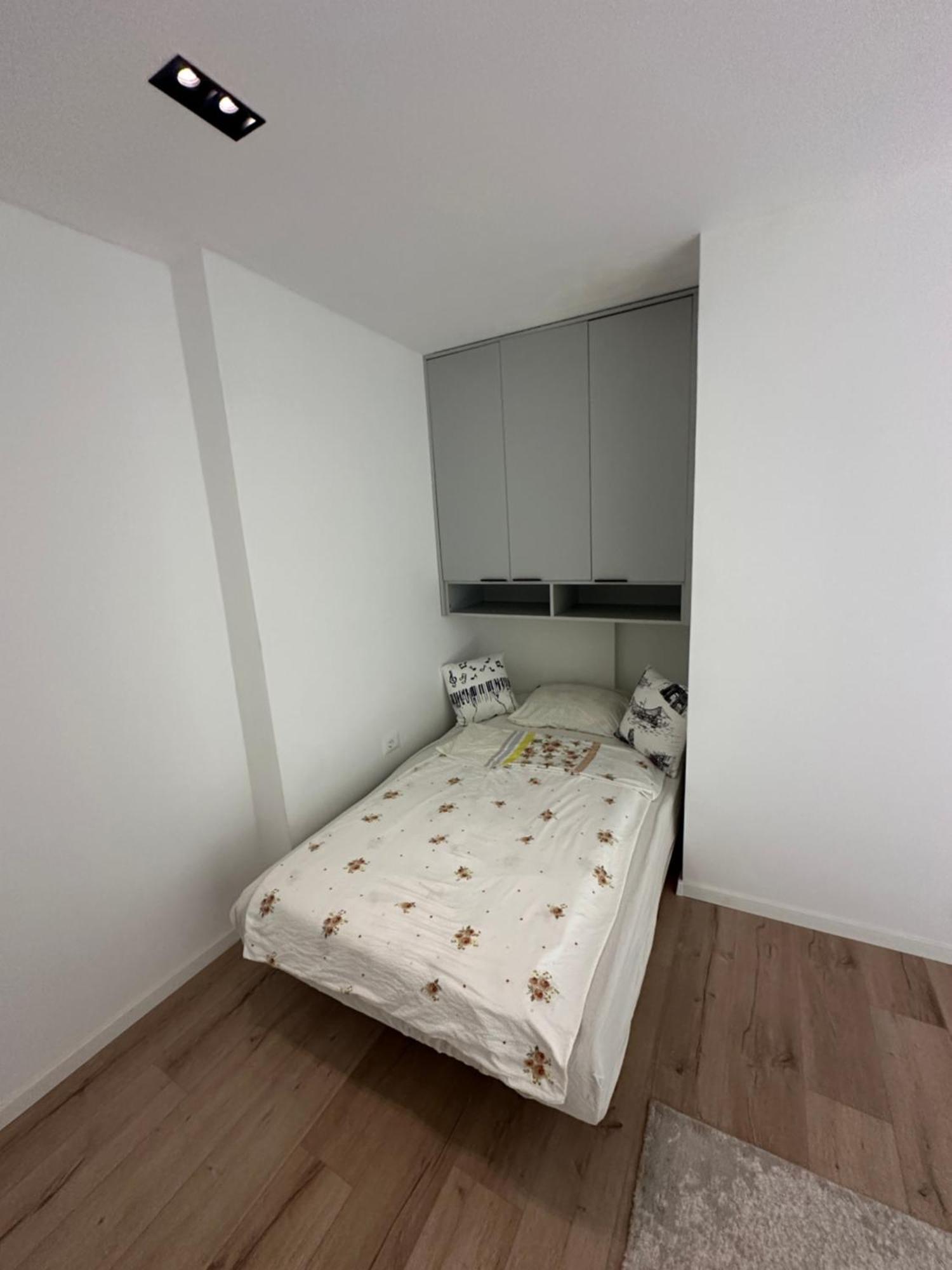 Studio Y Gjakova Exteriér fotografie