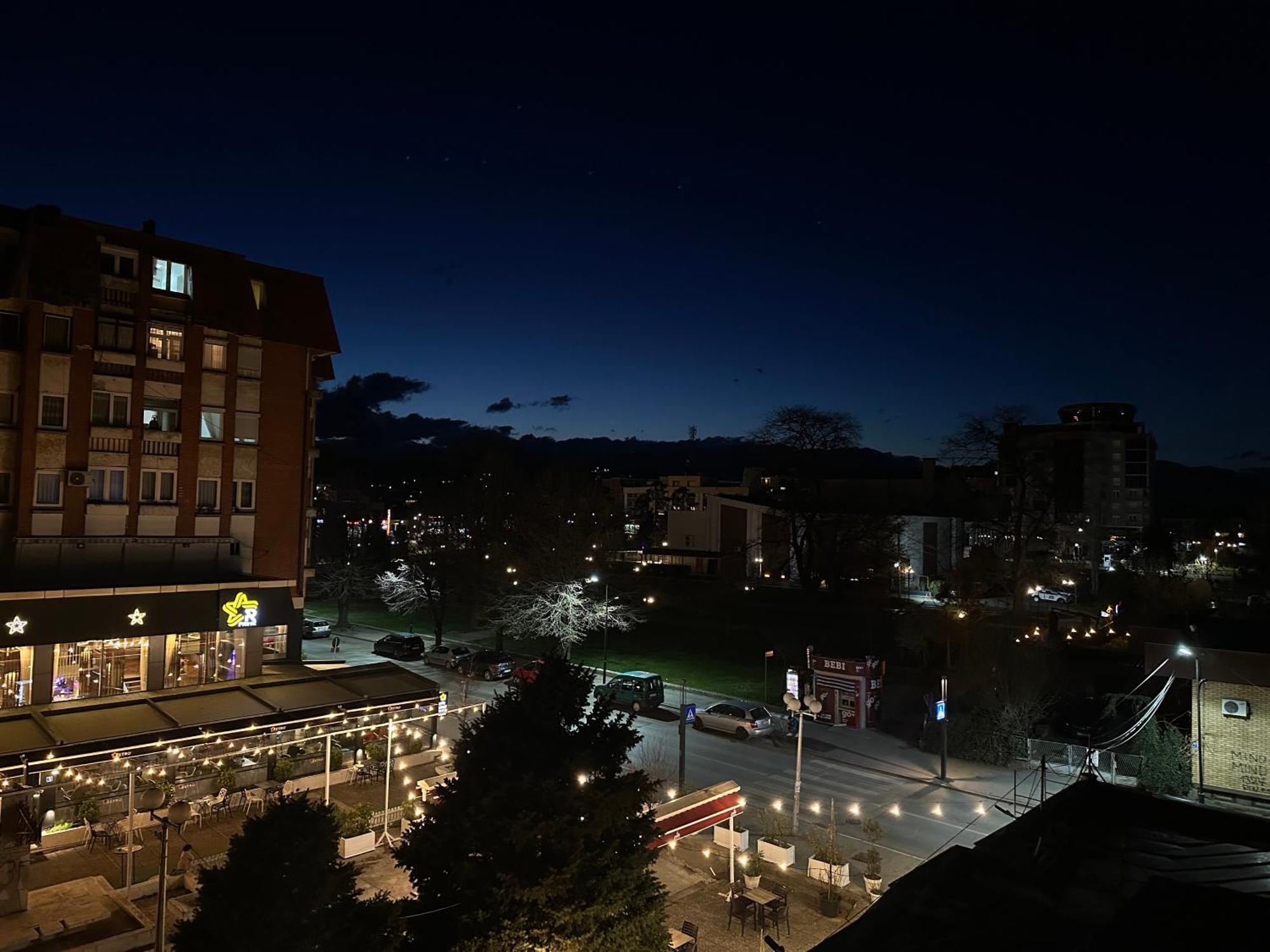 Studio Y Gjakova Exteriér fotografie